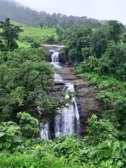 Vihigaon Waterfalls-2
